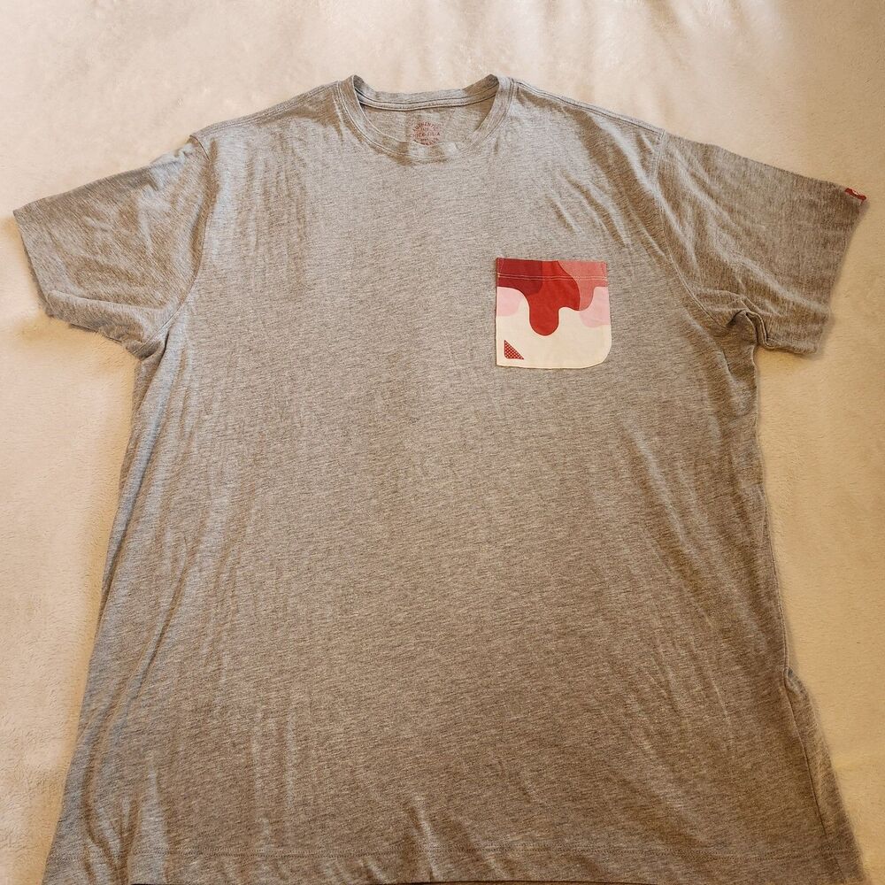 Chick-fil-A Authentic Originals Sauce Drip Pocket Tee - Gray - Size XL (EUC)